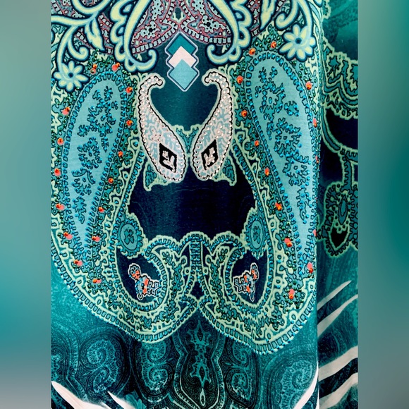 Dress Barn Blouse - Picture 4 of 6